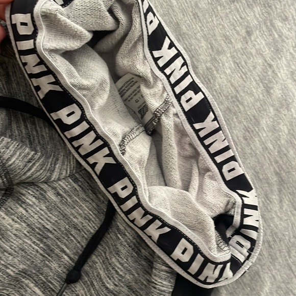 In good shape, they are super cute they just don’t fit me anymore 🥲 - Picture 3 of 4